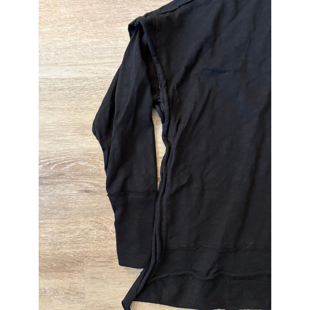 Dylan Whitney Pullover in Ranch Black - Picture 3 of 7